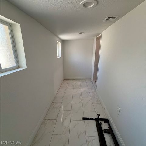 3240 West Arby Avenue, Las Vegas, NV 89118