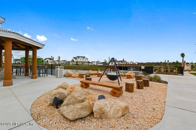 12232 GATHERING PINES Road, Jacksonville, FL 32224