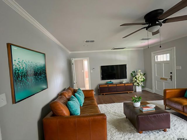 1211 W Cochran, Tyler, TX 75702