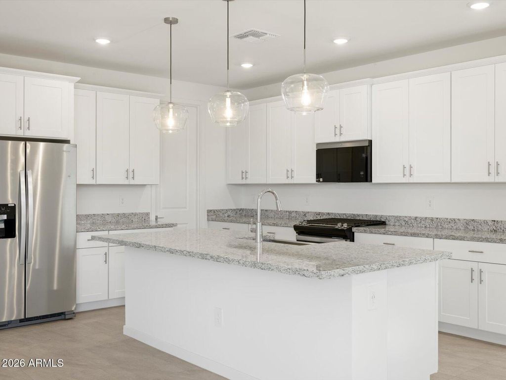 37390 W SAN ILDEFANSO Avenue, Maricopa, AZ 85138 — exterior