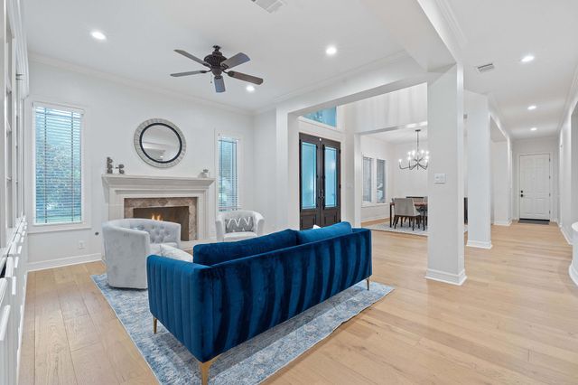 6636 Dogwood Creek DR, Austin, TX 78746