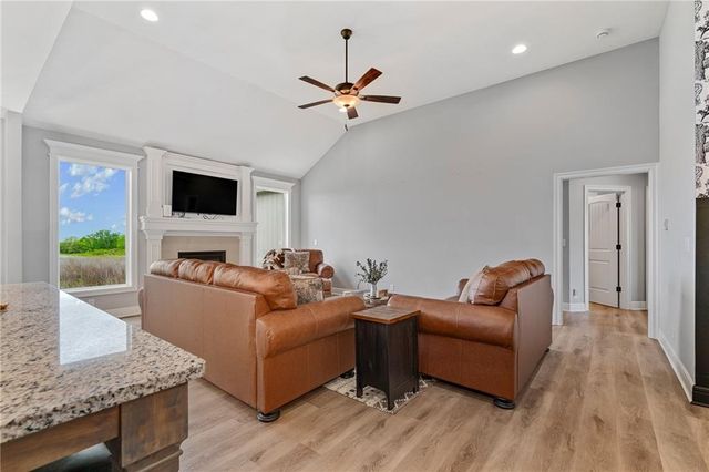 1017 Fox Trot Drive, Odessa, MO 64076