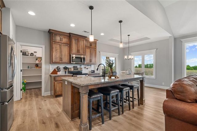 1017 Fox Trot Drive, Odessa, MO 64076