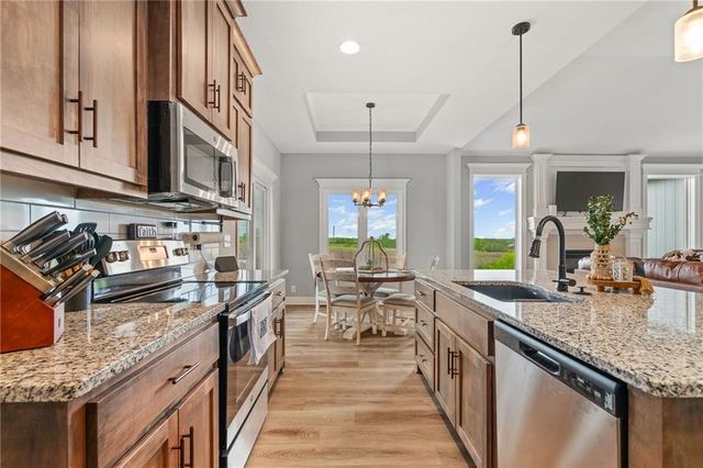 1017 Fox Trot Drive, Odessa, MO 64076