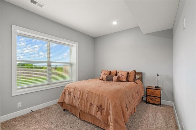 1017 Fox Trot Drive, Odessa, MO 64076
