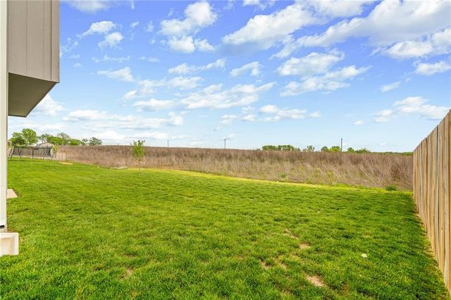 1017 Fox Trot Drive, Odessa, MO 64076
