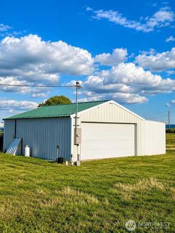 300 Wade Road, Thorp, WA 98946