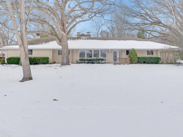 3273 Merrimac Lane, Long Grove, IL 60047