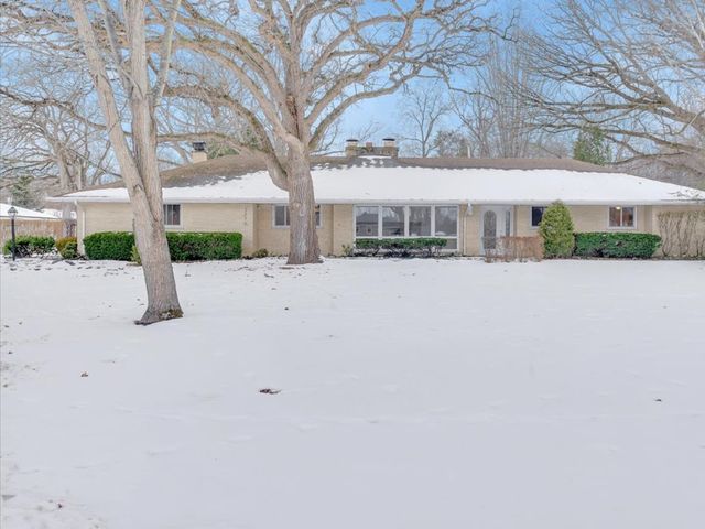 3273 Merrimac Lane, Long Grove, IL 60047