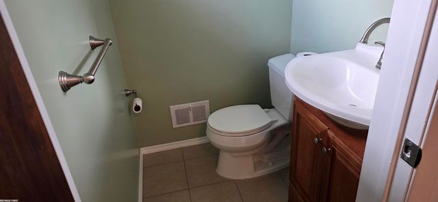 30609 Moulin Avenue, Warren, MI 48088