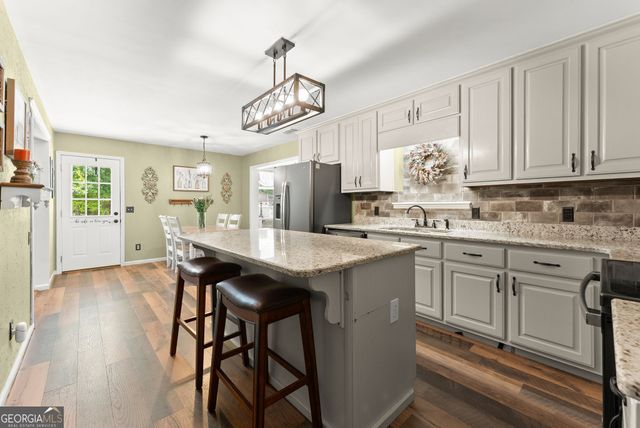 7501 Lula Road, Lula, GA 30554
