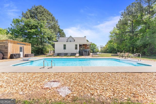 7501 Lula Road, Lula, GA 30554