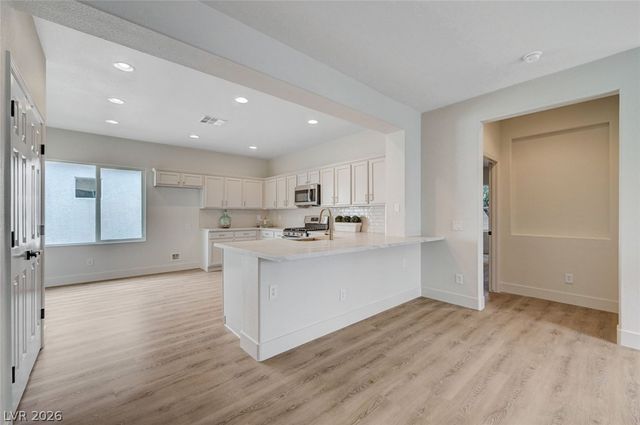 8916 El Diablo Street, Las Vegas, NV 89131