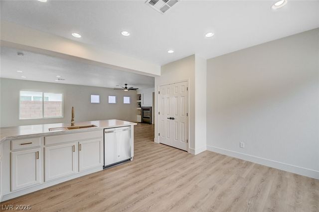 8916 El Diablo Street, Las Vegas, NV 89131