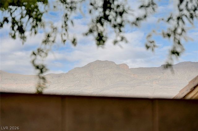 8916 El Diablo Street, Las Vegas, NV 89131