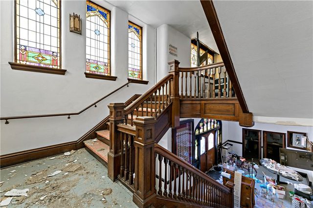 67 Southern Ave, Pittsburgh, PA 15211