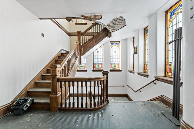 67 Southern Ave, Pittsburgh, PA 15211