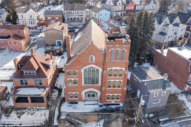 67 Southern Ave, Pittsburgh, PA 15211