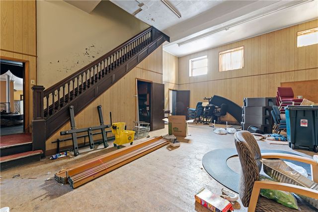 67 Southern Ave, Pittsburgh, PA 15211