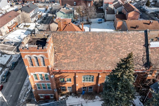 67 Southern Ave, Pittsburgh, PA 15211