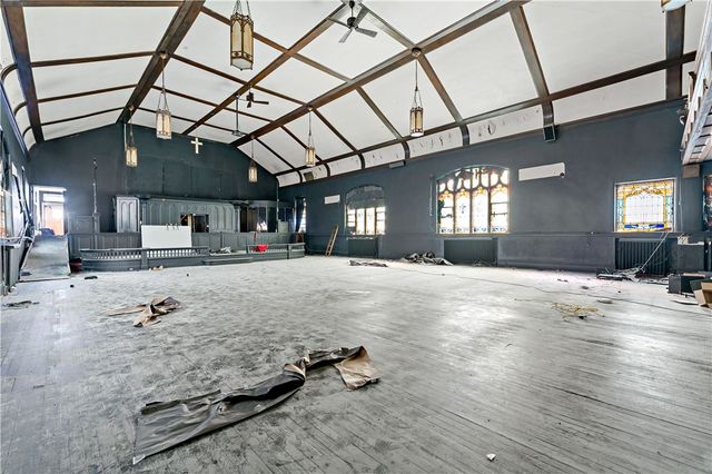 67 Southern Ave, Pittsburgh, PA 15211