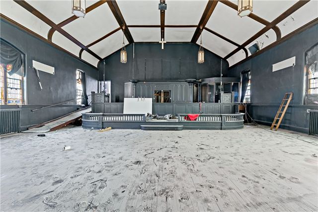 67 Southern Ave, Pittsburgh, PA 15211