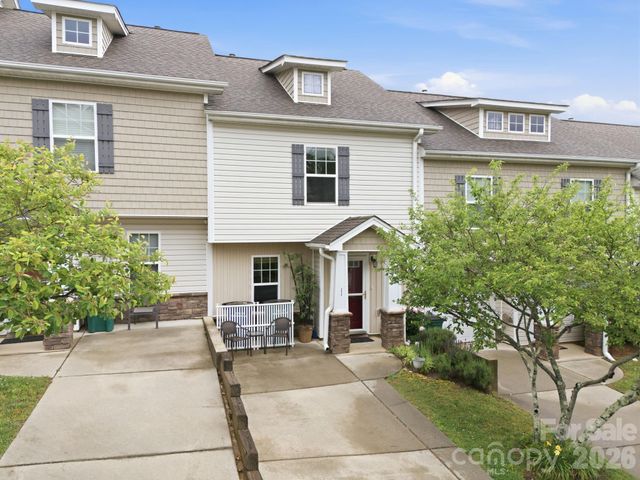 11 Athena Avenue, Weaverville, NC 28787