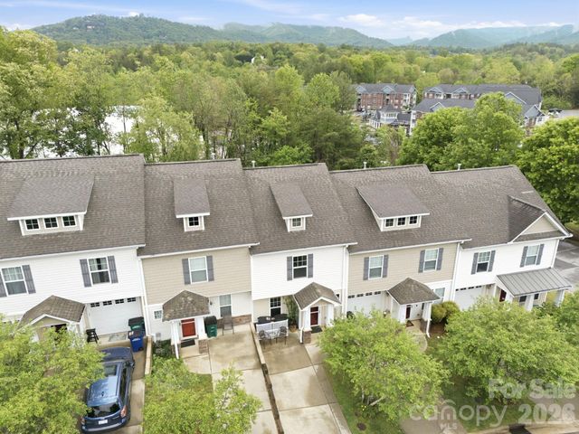 11 Athena Avenue, Weaverville, NC 28787