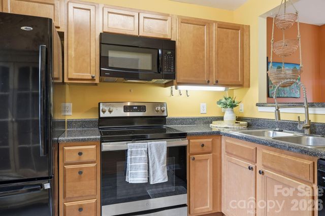 11 Athena Avenue, Weaverville, NC 28787
