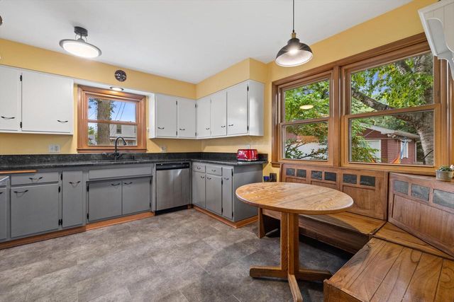 2115 36th STREET, Kenosha, WI 53140