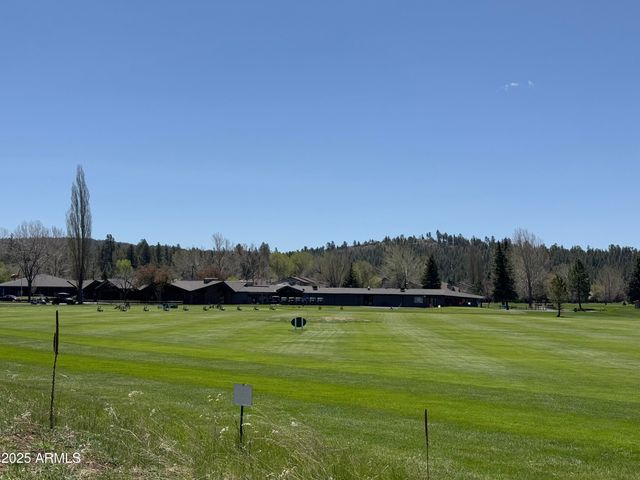 17410 S PEYOTE Drive, Munds Park, AZ 86017