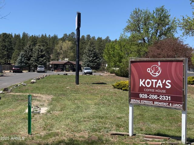 17410 S PEYOTE Drive, Munds Park, AZ 86017