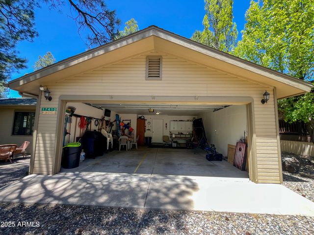 17410 S PEYOTE Drive, Munds Park, AZ 86017