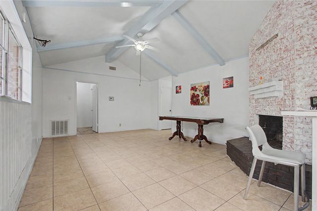 346 Saddle Horn Drive, Houston, TX 77060