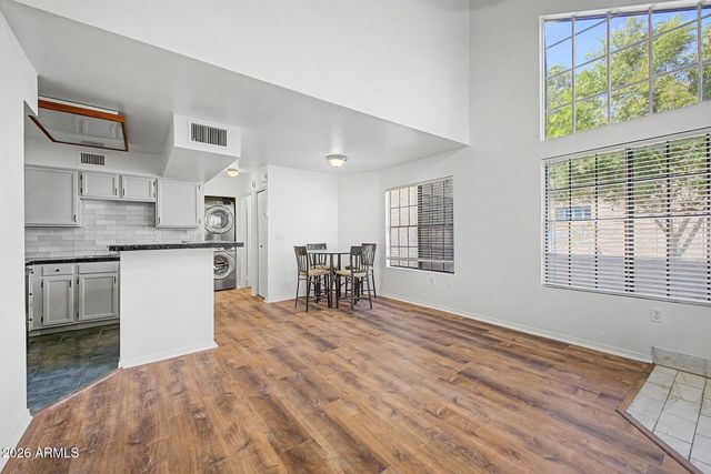 602 N MAY Street 49, Mesa, AZ 85201
