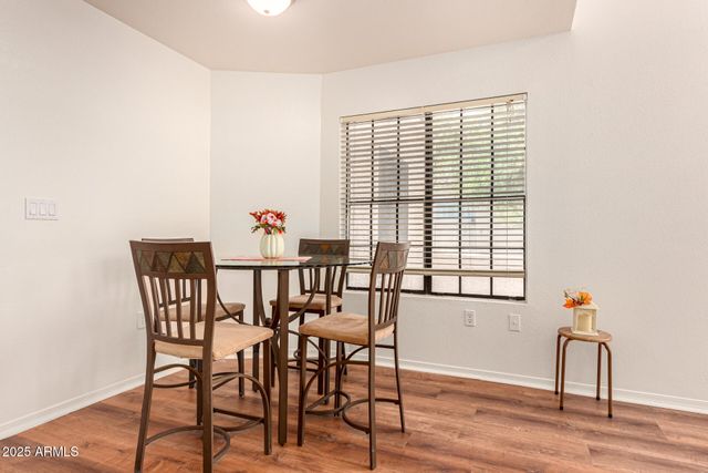 602 N MAY Street 49, Mesa, AZ 85201
