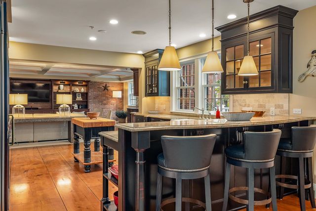 58 State Street, Portsmouth, NH 03801