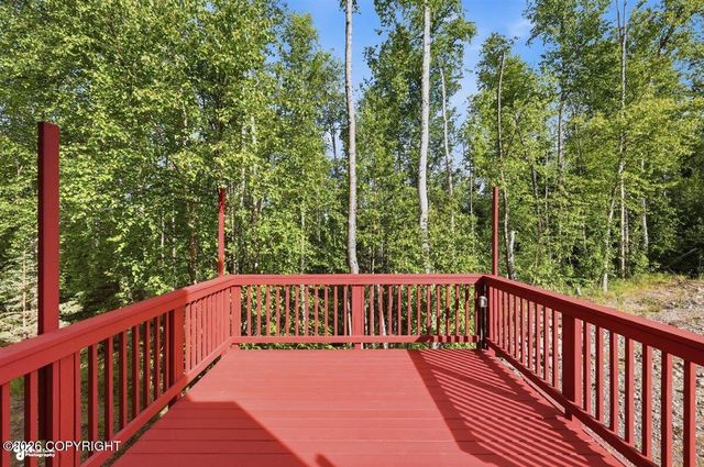 6371 W Locksley Loop, Wasilla, AK 99623