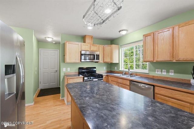 6371 W Locksley Loop, Wasilla, AK 99623