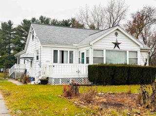 1396 S Graham Road, Flint Twp, MI 48532