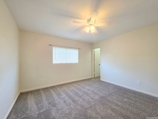 722 CROSSPOINT DR, New Braunfels, TX 78130