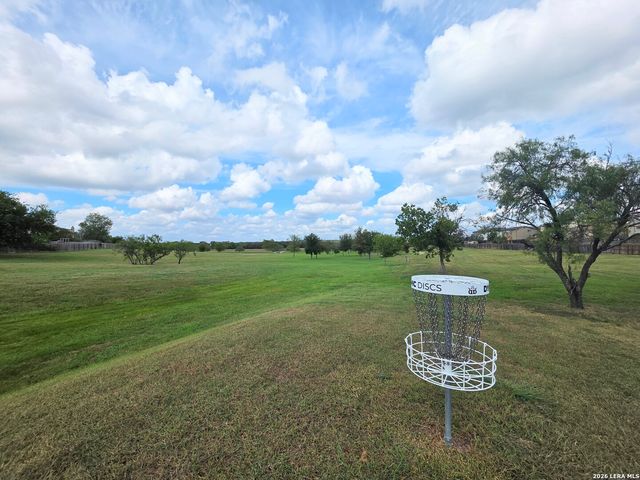722 CROSSPOINT DR, New Braunfels, TX 78130