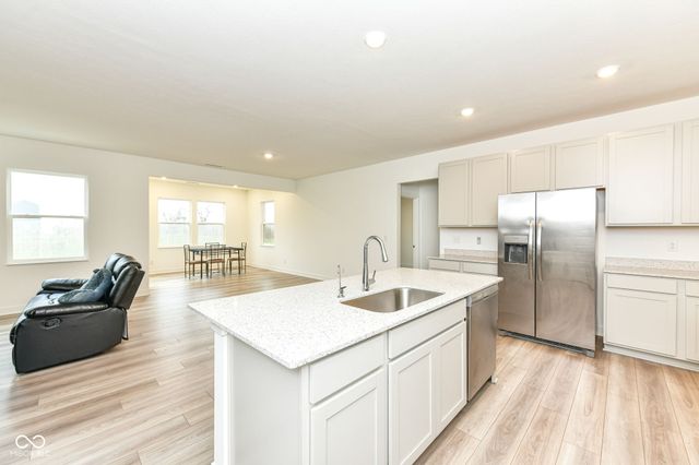 4376 Risen Star Way, Bargersville, IN 46106