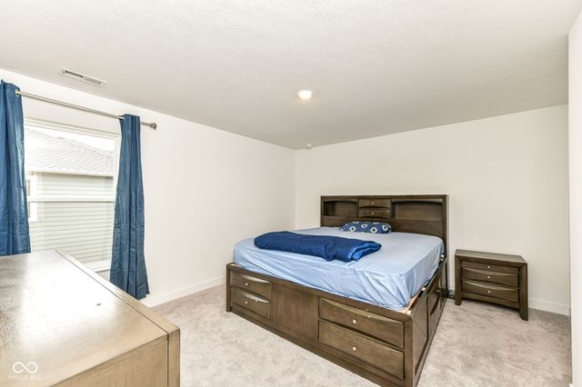 4376 Risen Star Way, Bargersville, IN 46106