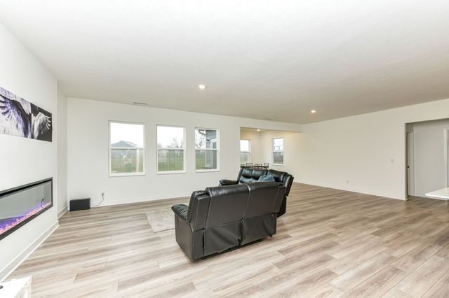 4376 Risen Star Way, Bargersville, IN 46106