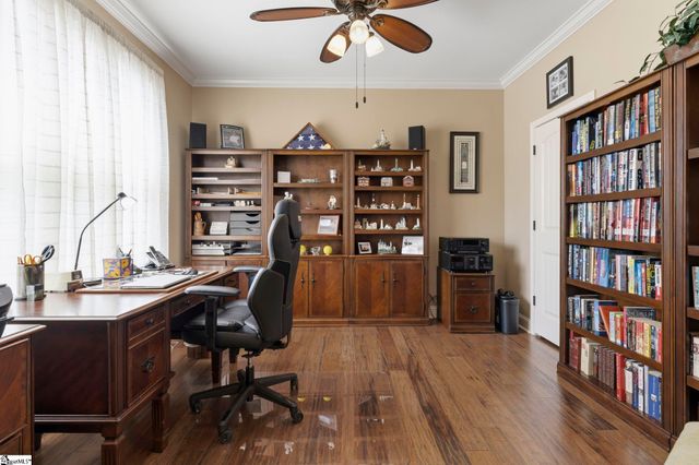 112 Providence Point Lane, Wellford, SC 29385