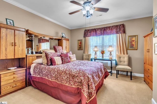 112 Providence Point Lane, Wellford, SC 29385