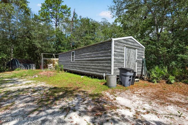 101 POND Circle, Interlachen, FL 32148