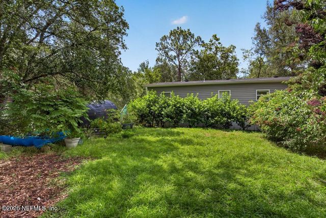 101 POND Circle, Interlachen, FL 32148