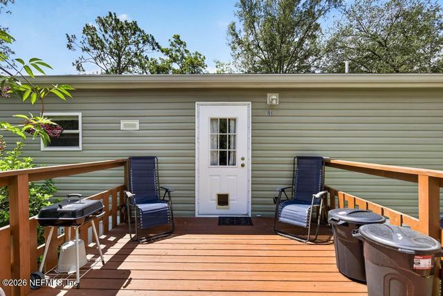 101 POND Circle, Interlachen, FL 32148